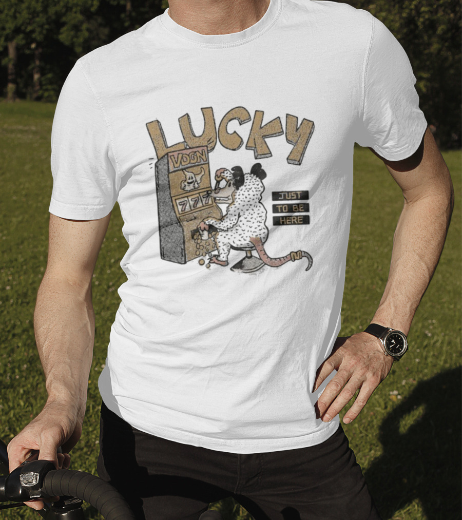 Lucky Vdgn Opossum 777 Slot Machine Just To Be Here T-Shirt