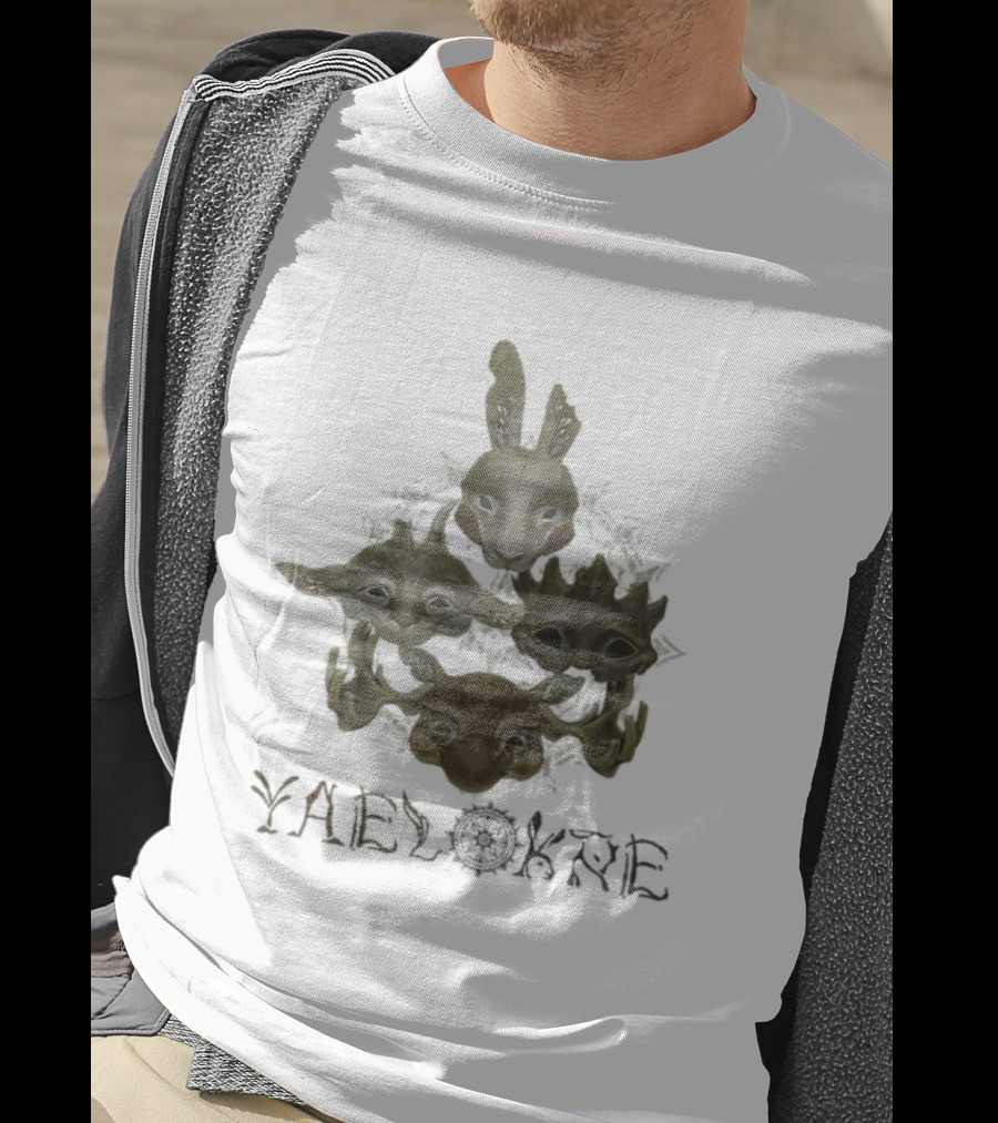 Yaelokre The Lark Rabbitology Fantasy Creature Circle T-Shirt