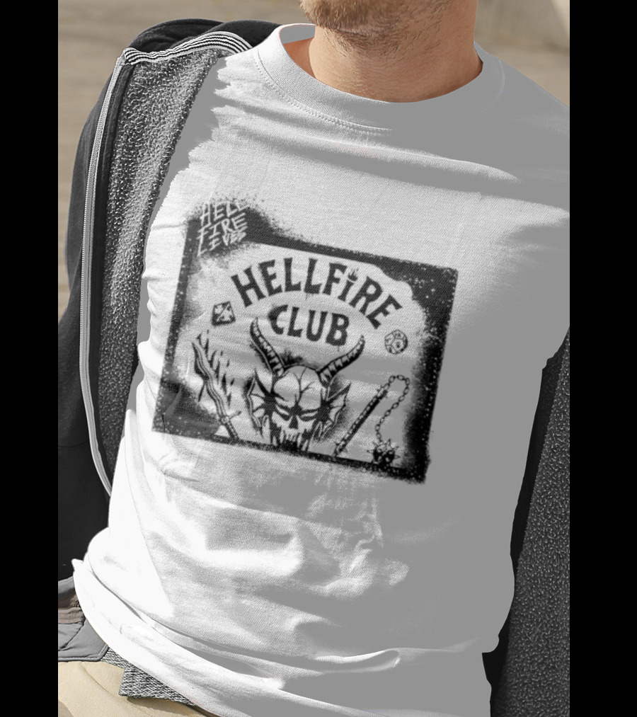 Stranger Things Hellfire Club Skull And Dice Graphic Vintage T-Shirt