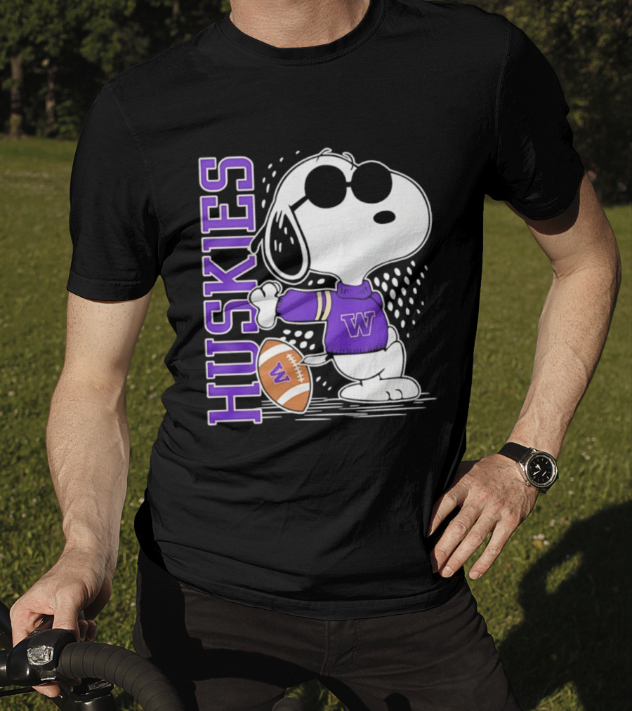 Snoopy Joe Cool Huskies Football Washington Merchandise T-Shirt