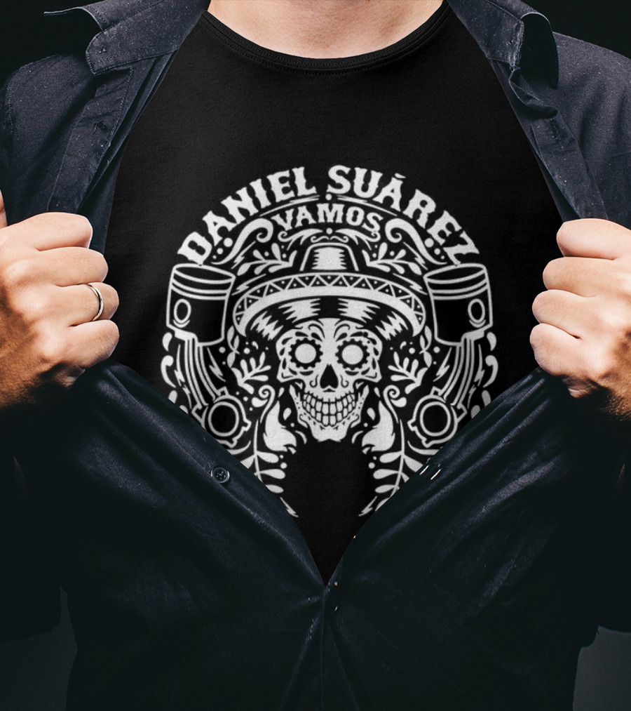 Daniel Suárez Vamos Medallion Skull Day Of The Dead Hat Floral Design T-Shirt
