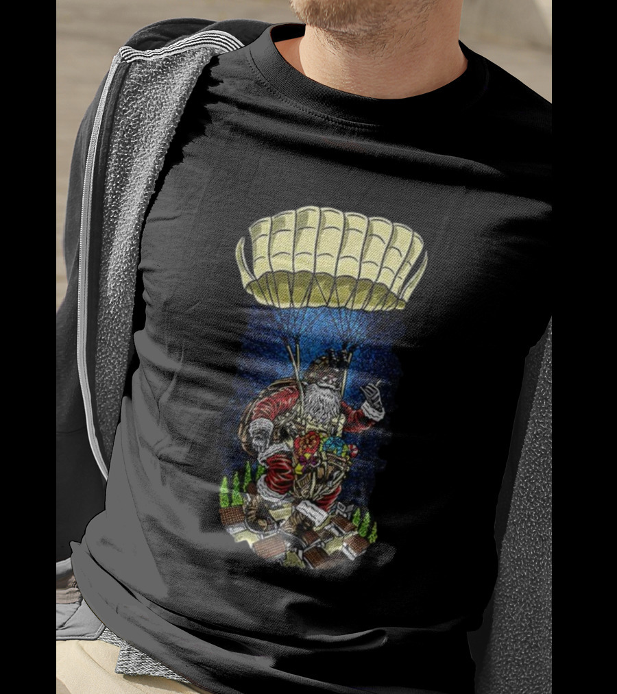 Paratrooper Santa Bringing Christmas Cheer By Air T-Shirt