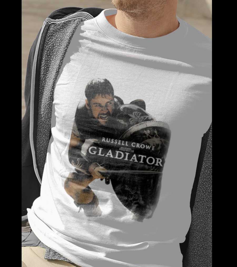 Russell Crowe Gladiator Ridley Scott Movie Character Shield Sword T-Shirt