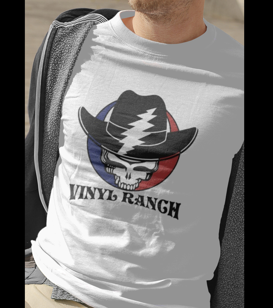 Vinyl Ranch Steal Your Face Skull Cowboy Hat Lightning Circle T-Shirt