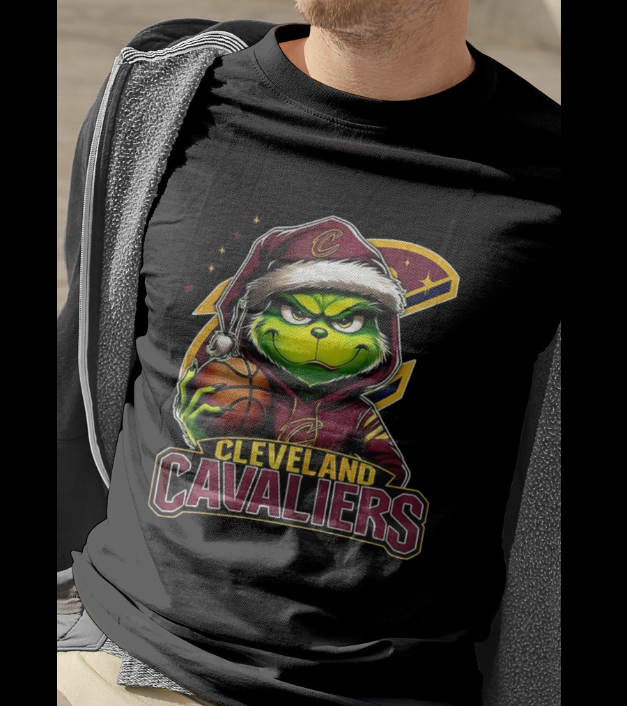 Cleveland Cavaliers Christmas Grinch Santa Hat Holding Basketball T-Shirt