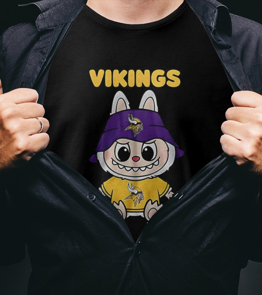 Minnesota Vikings Labubu Character With Purple Cap And Team Logo T-Shirt