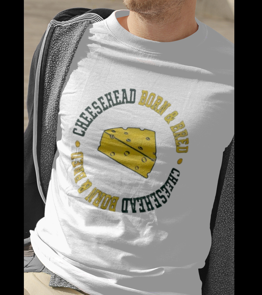 Cheesehead Born And Bred Packers Fan Pride Vintage Style T-Shirt