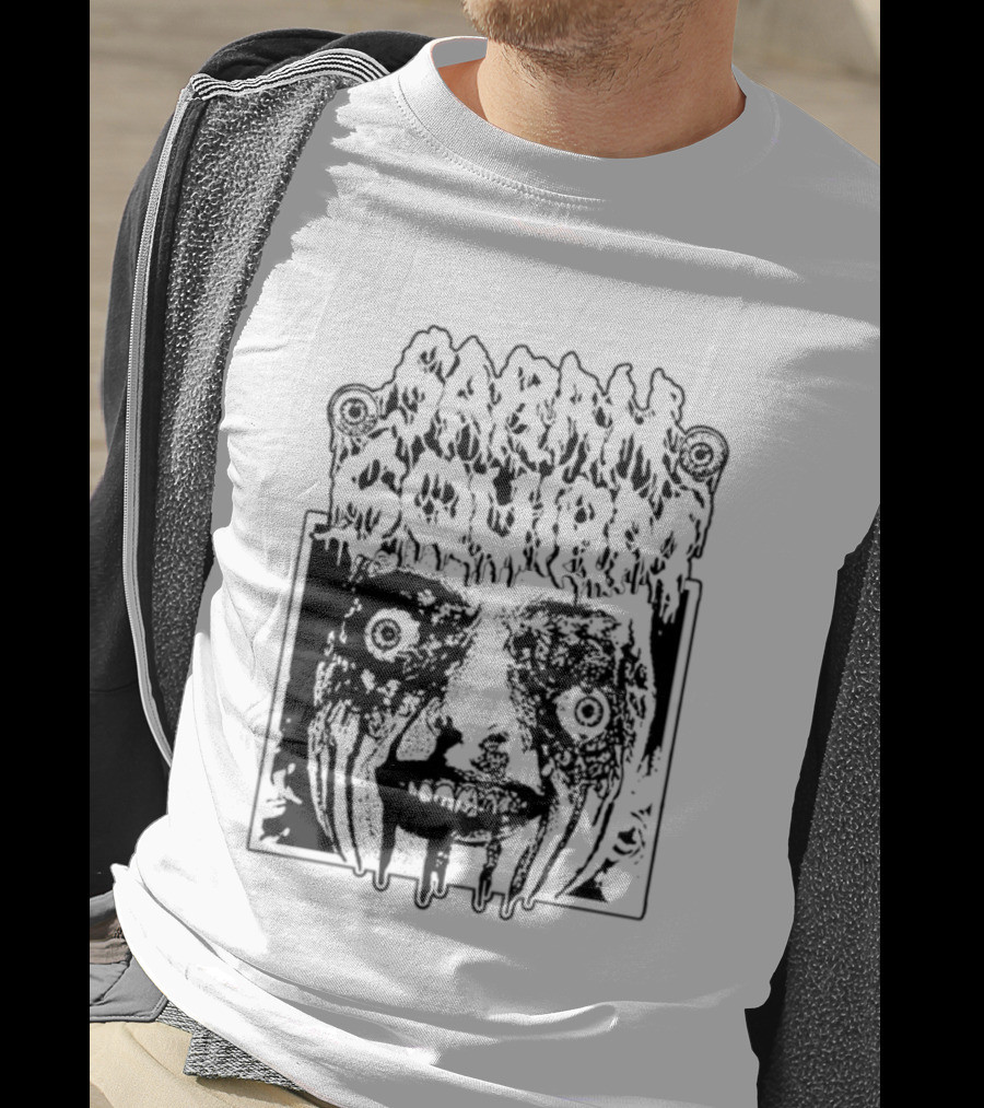 Sarah Squirm Horror Metal Face Graphic T-Shirt