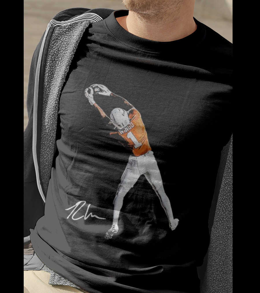 Ryan Wingo Texas Longhorns Football Catch Signature T-Shirt