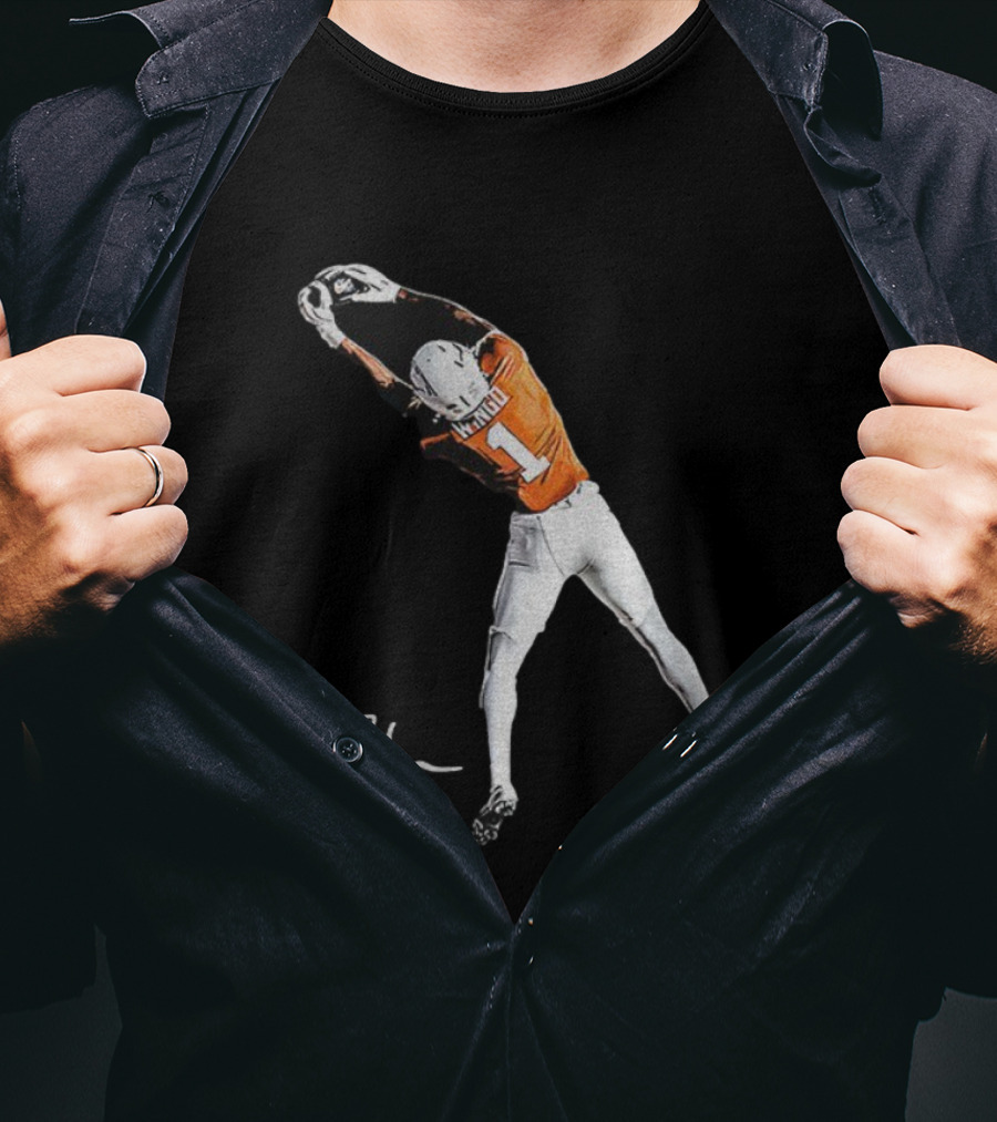 Ryan Wingo Texas Longhorns Football Catch Signature T-Shirt