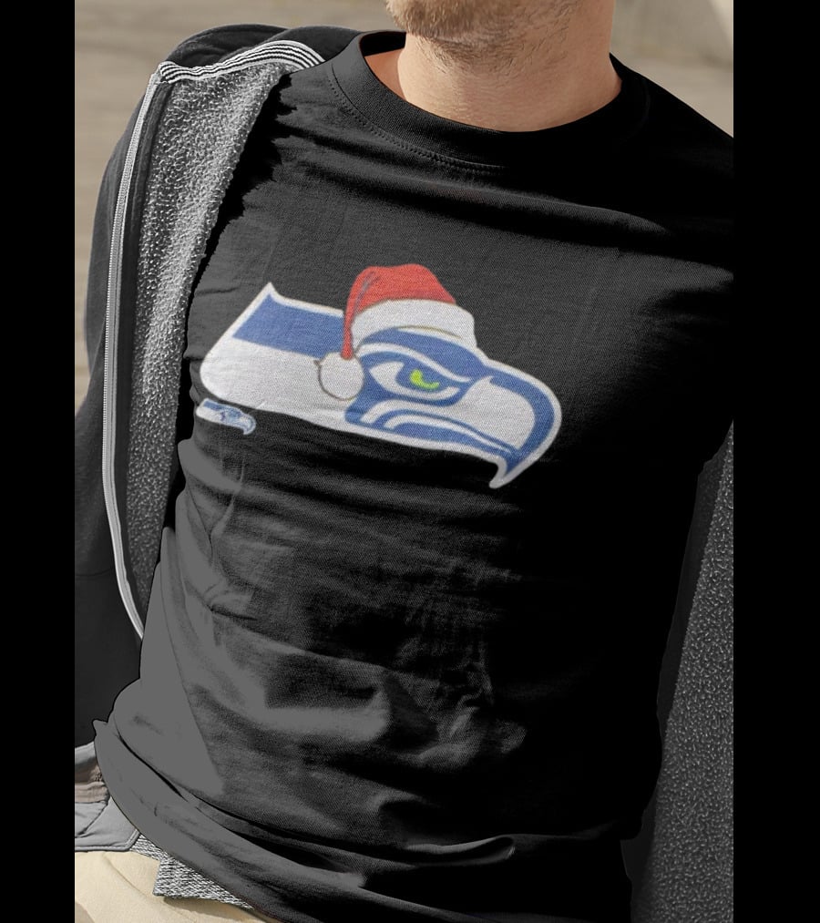Seattle Seahawks Santa Hat Christmas Team Spirit T-Shirt