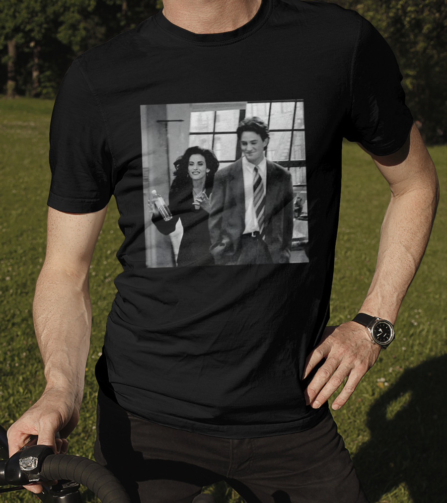 Chandler Bing Courteney Cox Friends 90s Sitcom Vintage T-Shirt