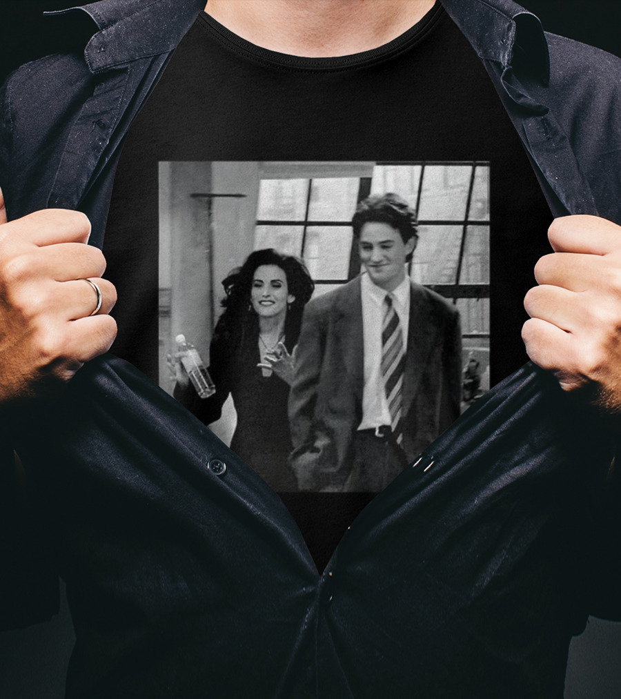 Chandler Bing Courteney Cox Friends 90s Sitcom Vintage T-Shirt