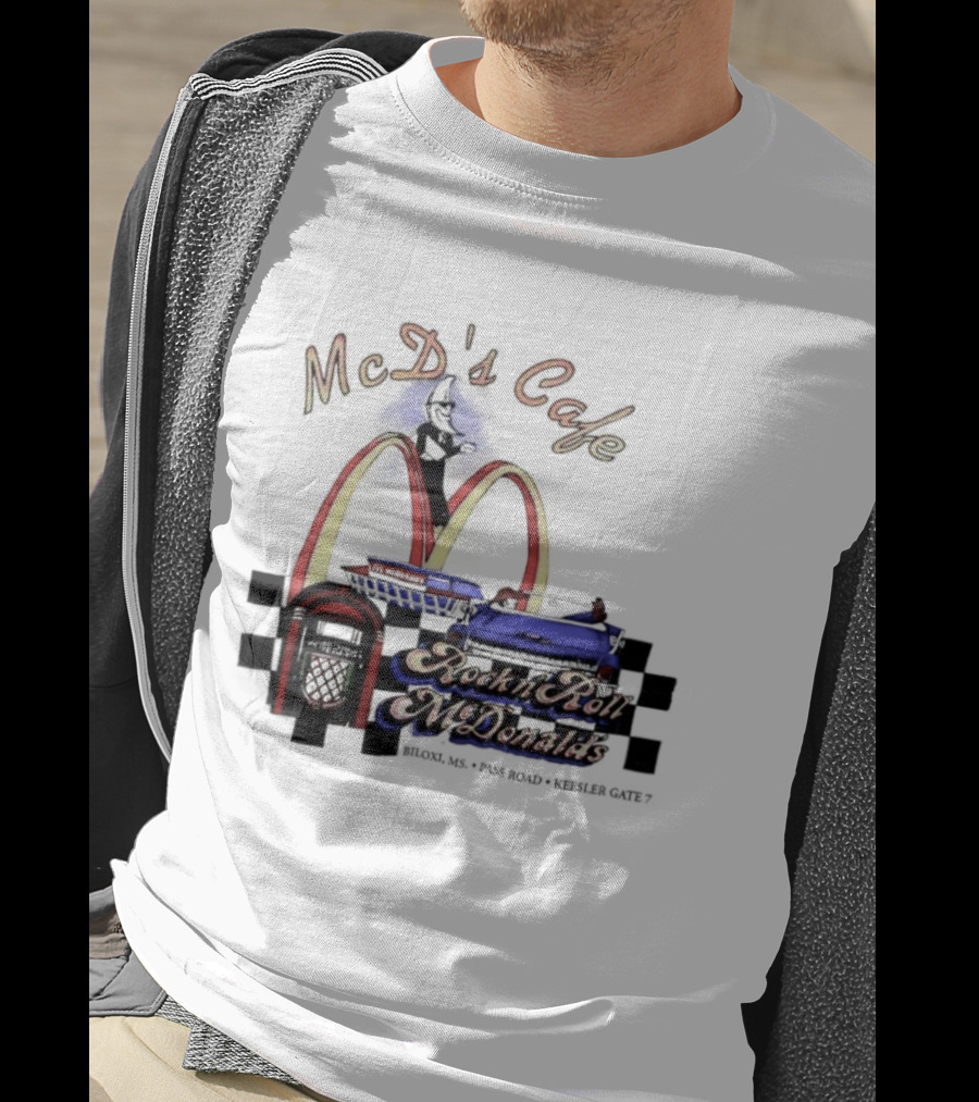 McD's Cafe Rock N Roll McDonald's Vintage Retro Jukebox Classic Arches T-Shirt