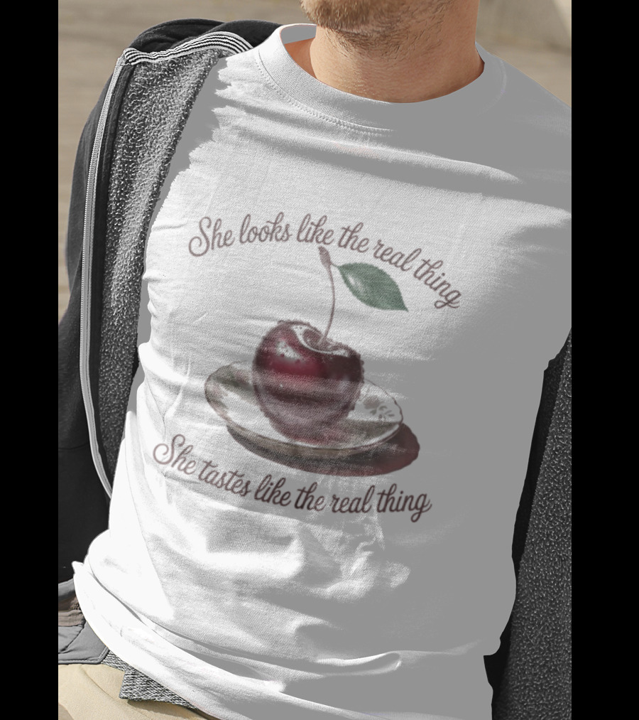 Radiohead She Looks Like The Real Thing Cherry Plate Vintage Style T-Shirt