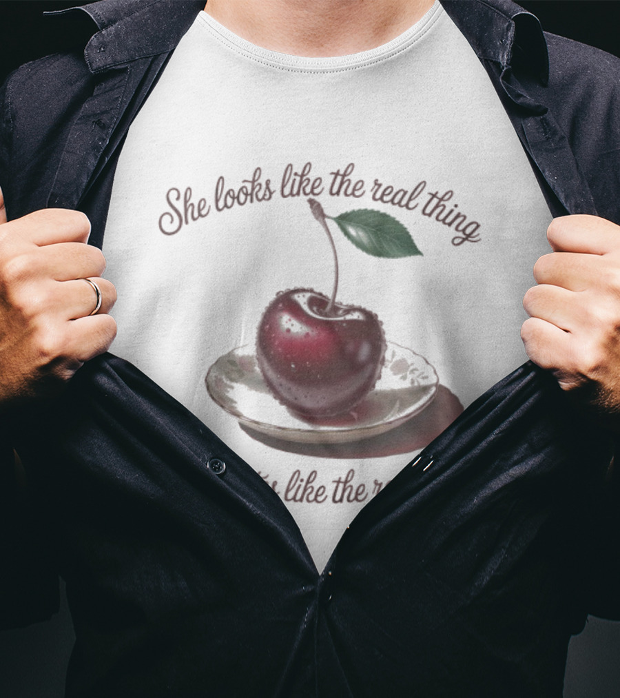 Radiohead She Looks Like The Real Thing Cherry Plate Vintage Style T-Shirt