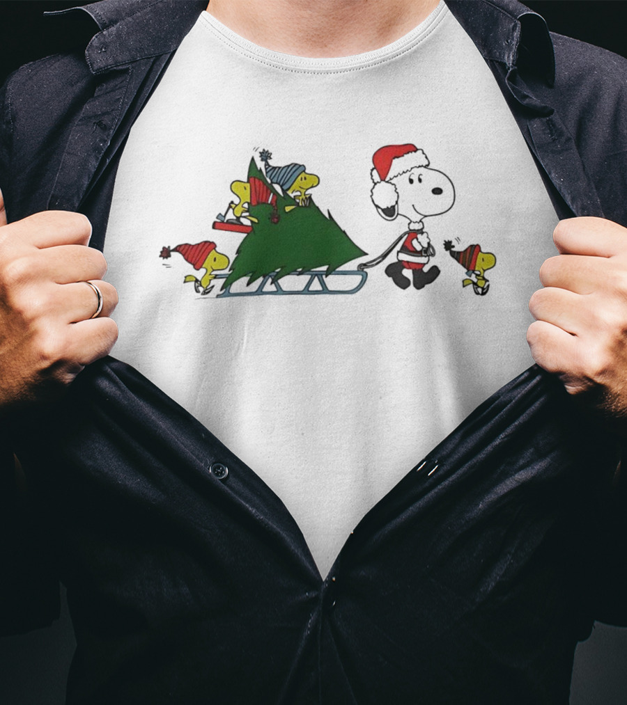 Snoopy Woodstock Christmas Tree Sled Winter Scene Cute T-Shirt