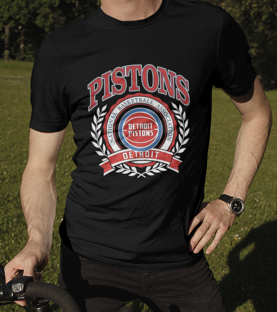 Detroit Pistons NBA Laurel Wreath Retro Vintage Logo T-Shirt