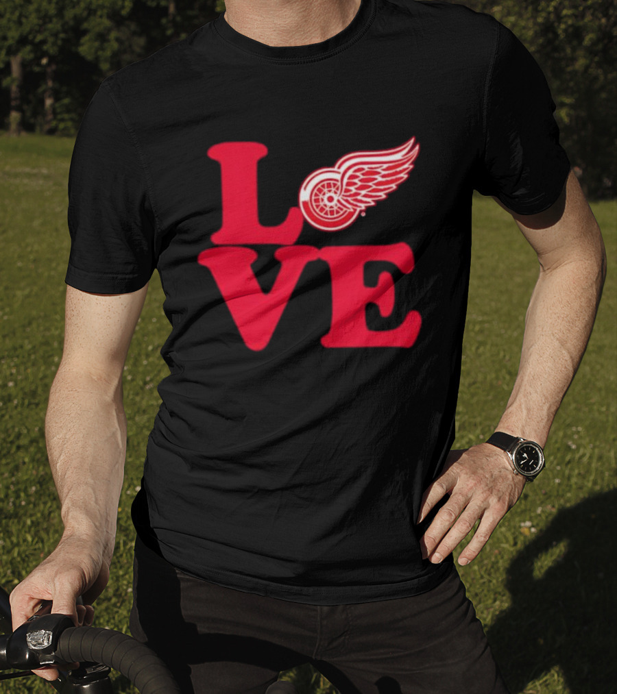 LOVE Detroit Red Wings Red Wings Stylish Iconic Fan Design T-Shirt