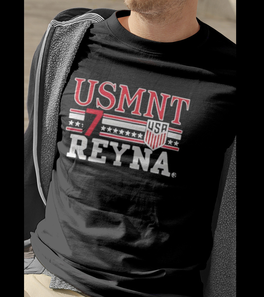 USMNT Reyna 7 USA Soccer Shield And Stars Player Print T-Shirt