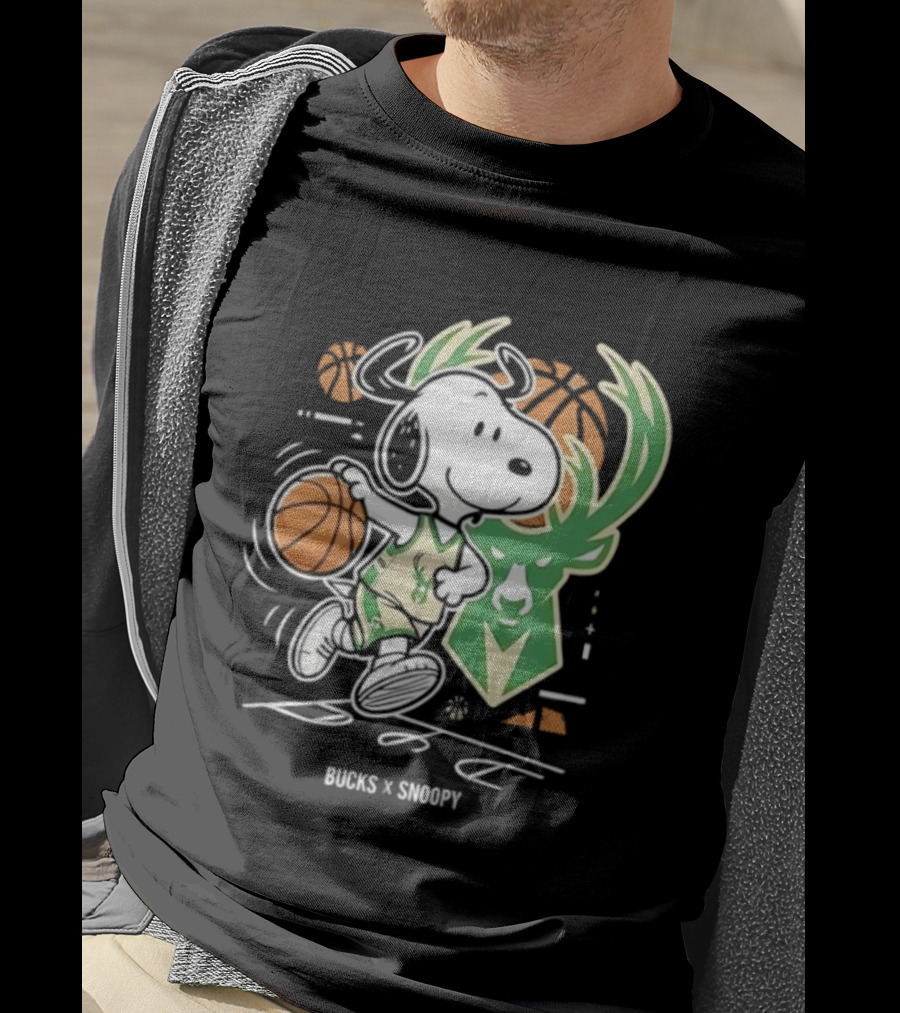 Milwaukee Bucks Snoopy Peanuts NBA Basketball Graphic T-Shirt