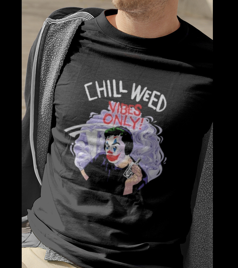 Chill Weed Vibes Only Joker Holding Tesla Symbol Smoke Art T-Shirt