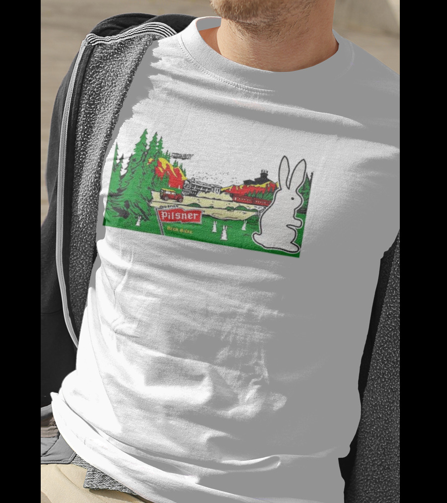 Old Style Pilsner Beer Bière Vintage Cartoon Rabbit Forest Scene T-Shirt