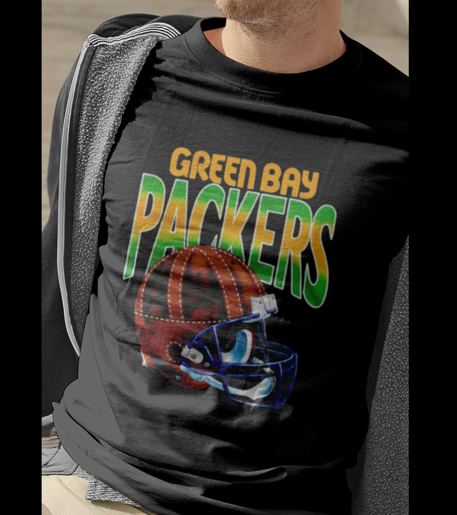 Green Bay Packers Vintage Helmet Gradient Style T-Shirt