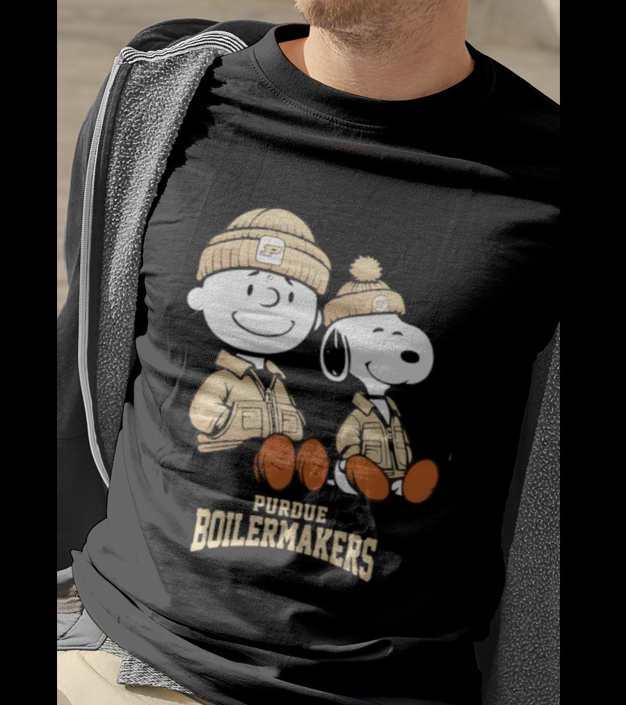 Purdue Boilermakers Snoopy Charlie Brown Peanuts Characters Vintage Style Collaboration T-Shirt