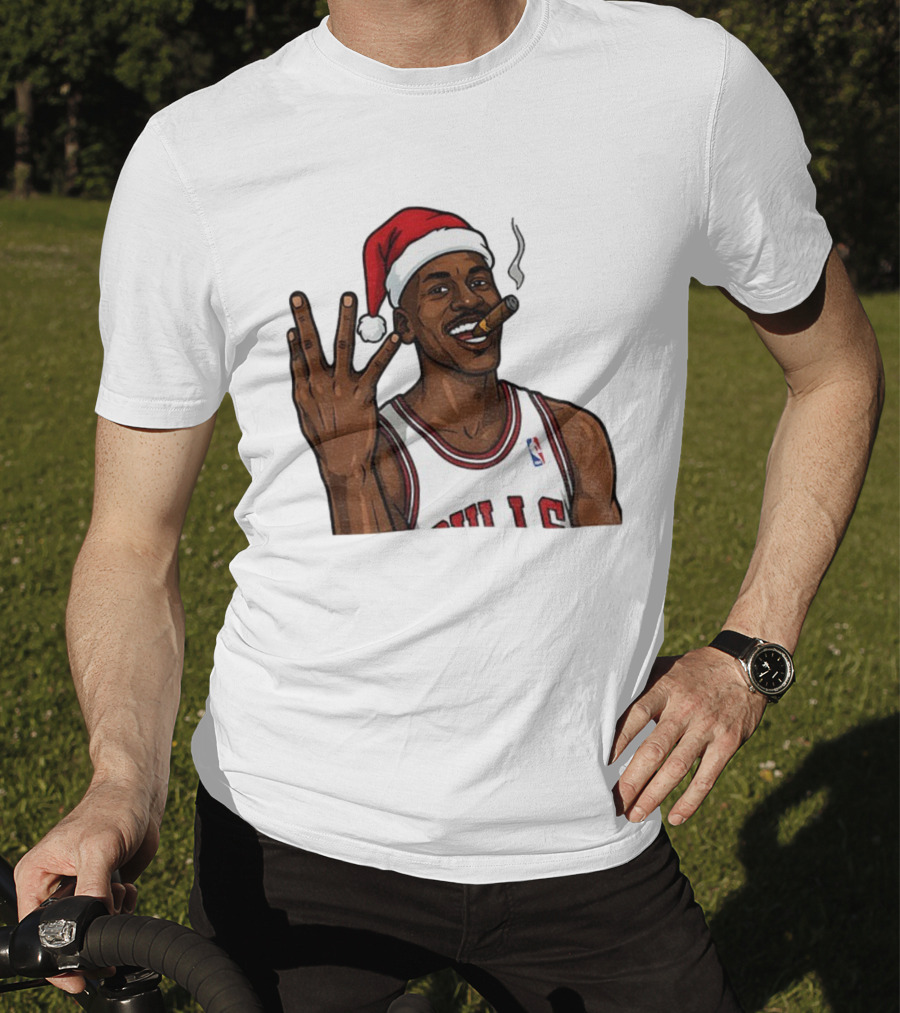 Michael Jordan Chicago Bulls Christmas Smoking Cigar Santa Hat T-Shirt