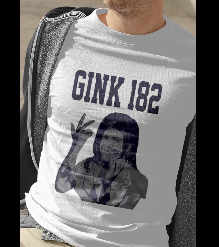 GINK 182 Andrew Van Ginkel Minnesota Vikings Fan Apparel T-Shirt