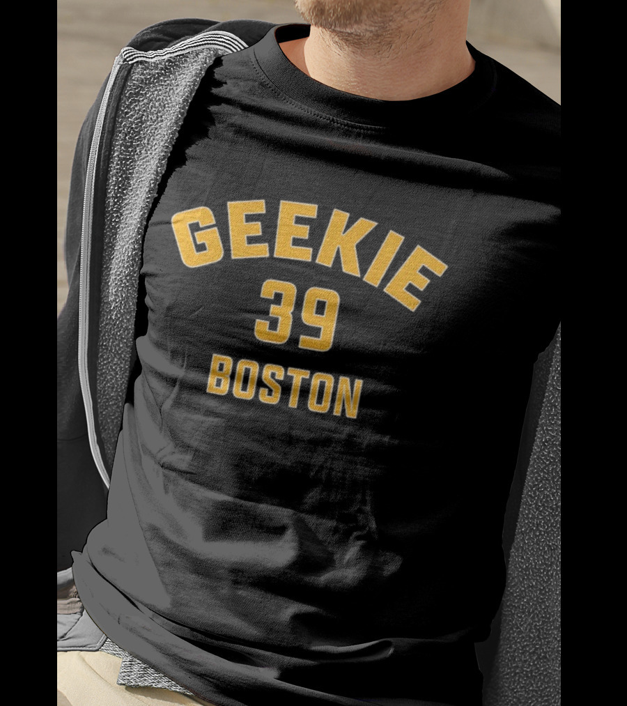 Morgan Geekie 39 Boston Bruins T-Shirt