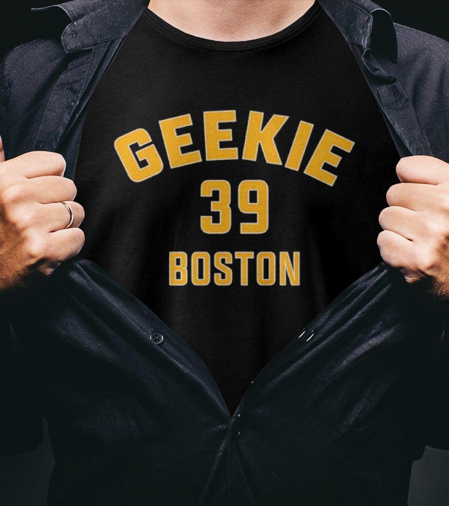Morgan Geekie 39 Boston Bruins T-Shirt