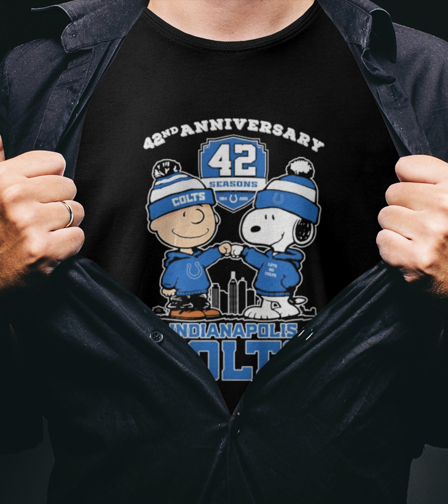 Snoopy Charlie Brown Indianapolis Colts 42nd Anniversary Seasons T-Shirt