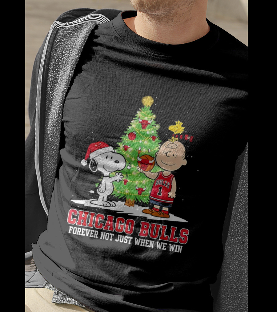 Peanuts Snoopy Christmas Chicago Bulls Forever Fan Loyalty Celebration T-Shirt