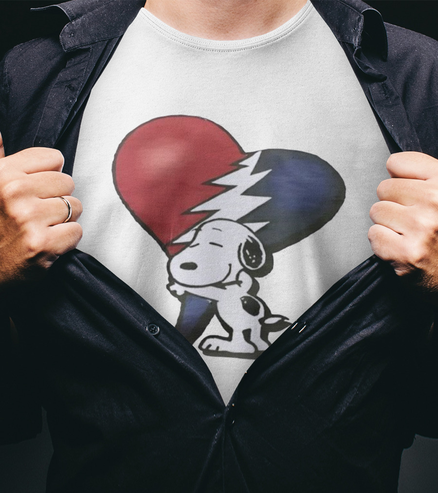 Snoopy Hug Heart Grateful Dead Lightning Bolt T-Shirt