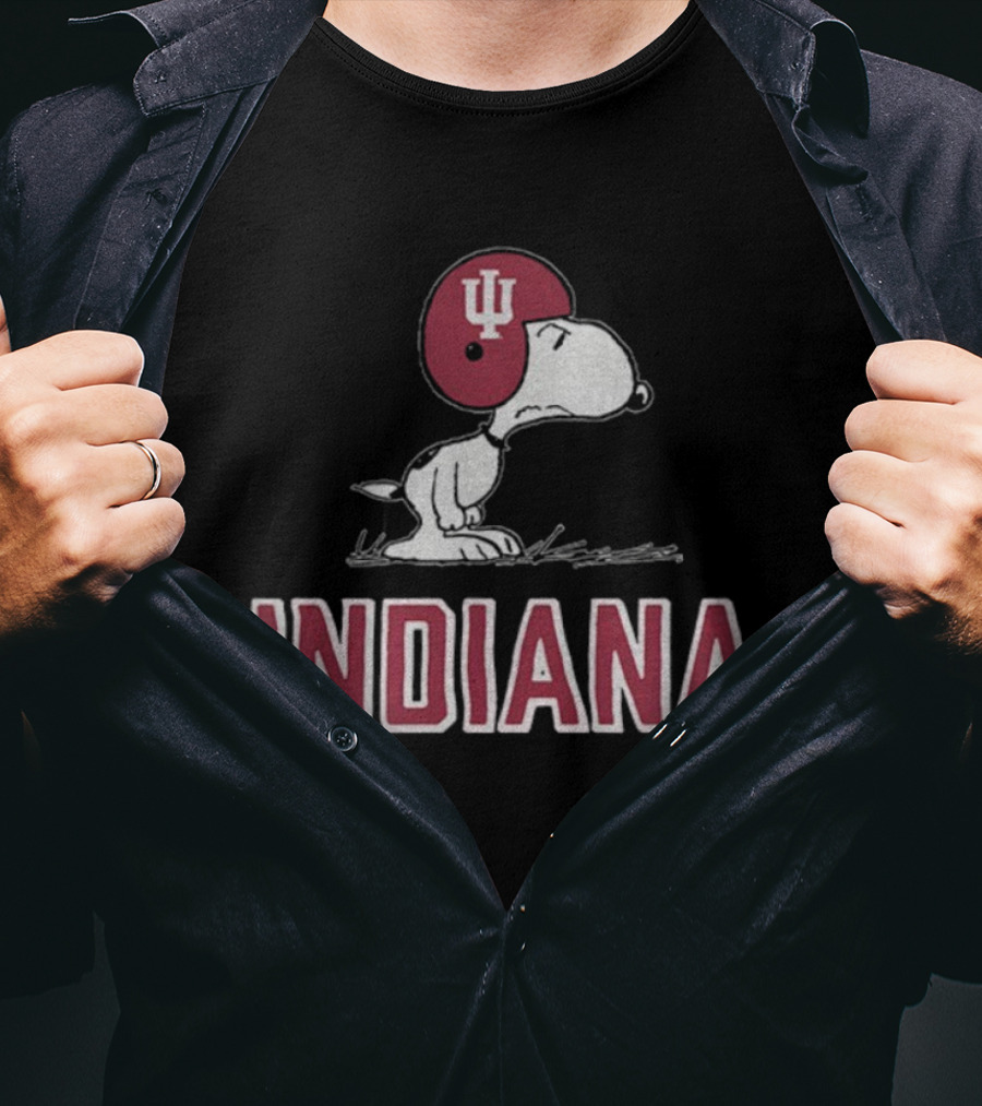 Indiana Hoosiers Snoopy Peanuts Football 2025 T-Shirt