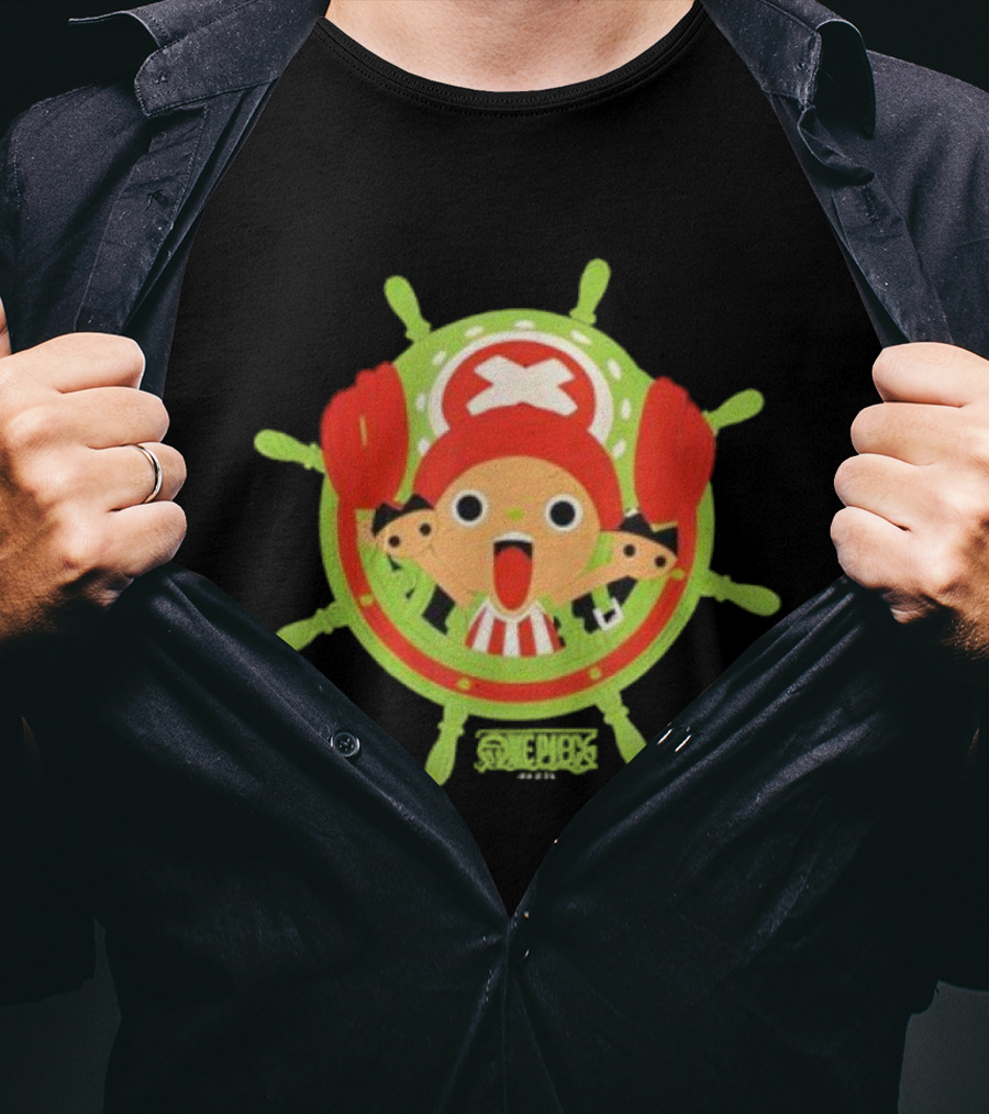 One Piece Tony Tony Chopper Straw Hat Holiday Portrait T-Shirt