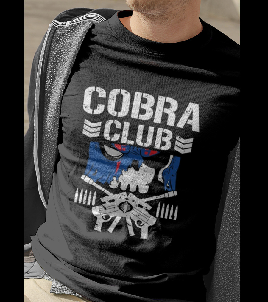 Cobra Club Skull Crossed Guns Bullet Chevrons Bold Design T-Shirt
