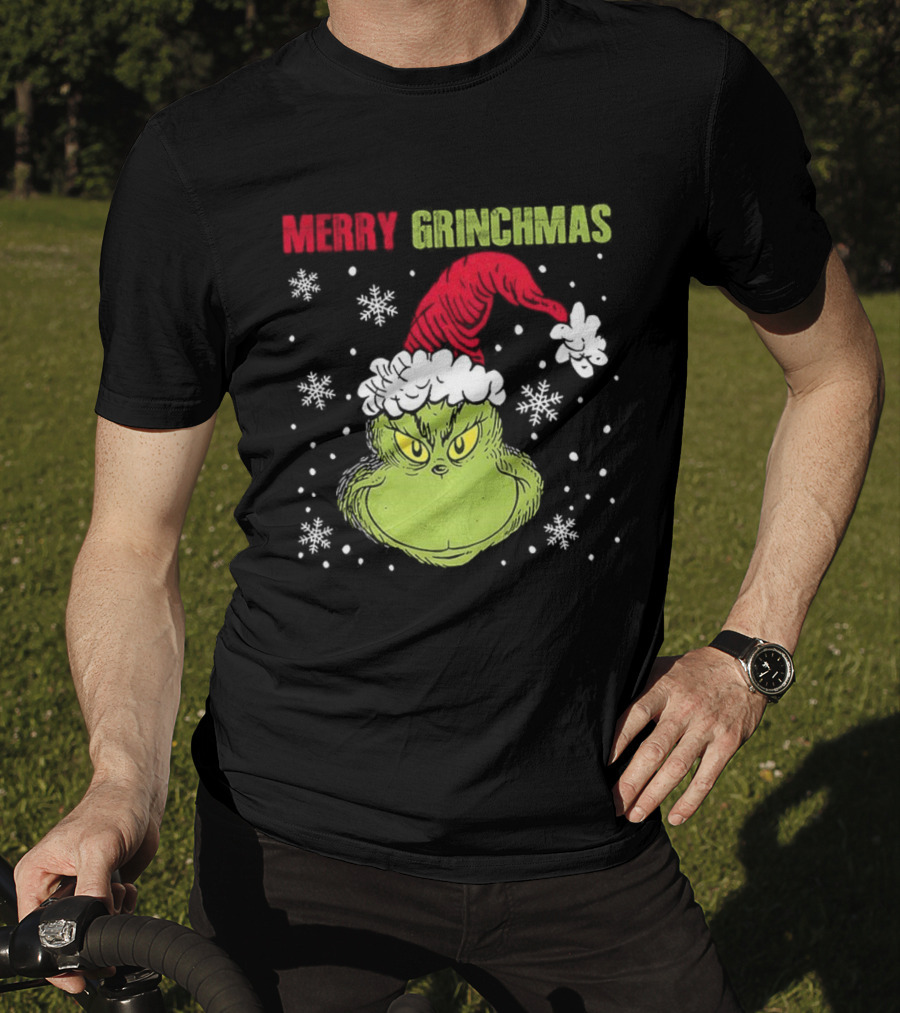 Merry Grinchmas Grinch Head Santa Hat Christmas Snowflakes T-Shirt