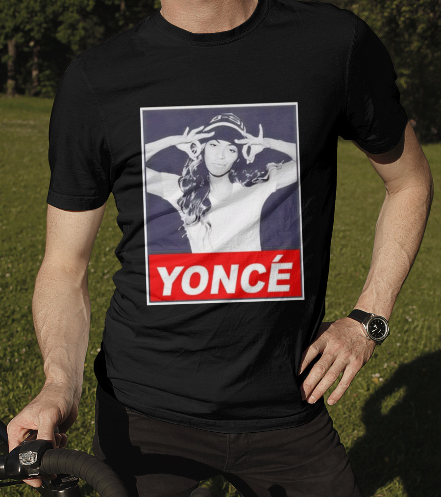 Yoncé Beyoncé Pose B★B Beanie Style T-Shirt