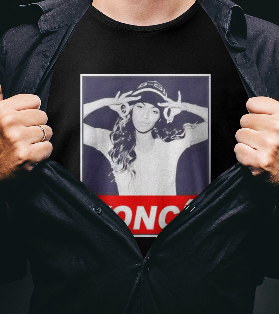 Yoncé Beyoncé Pose B★B Beanie Style T-Shirt