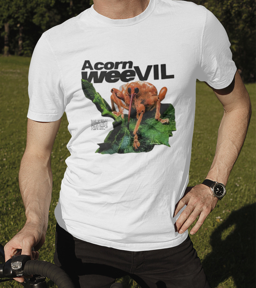 Acorn Weevil On Leaf Close-Up Stare T-Shirt