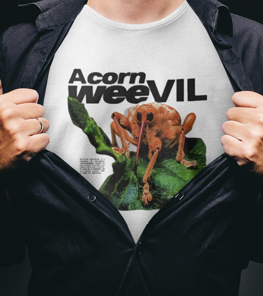 Acorn Weevil On Leaf Close-Up Stare T-Shirt