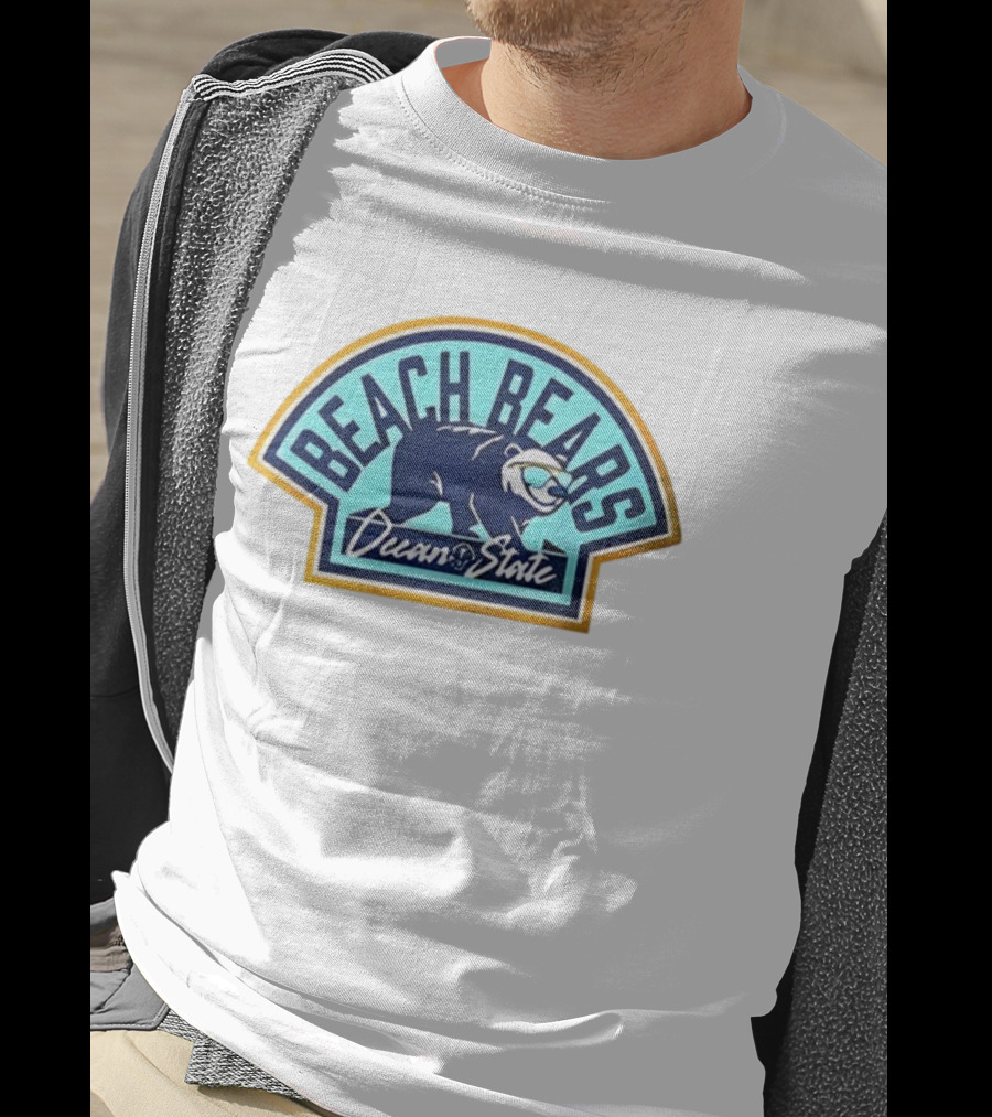 Beach Bears Ocean State Cool Polar Bear Retro Vibes T-Shirt