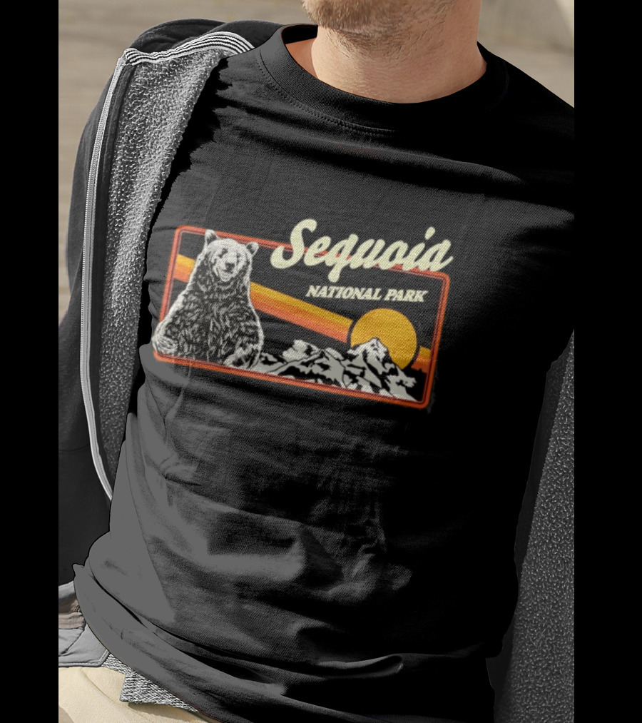 Sequoia National Park Bear Sunset Vintage Mountain T-Shirt