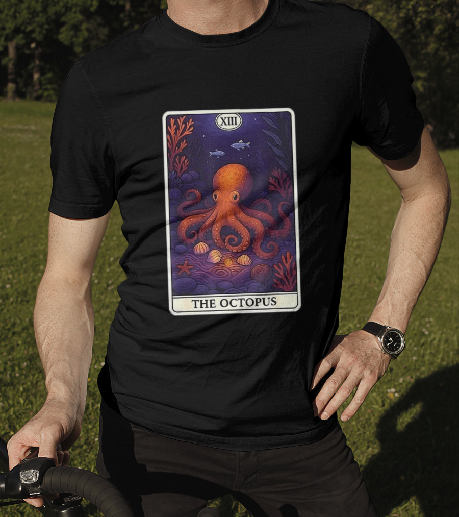 Octopus Tarot Card XIII Ocean Creatures Underwater Scene T-Shirt