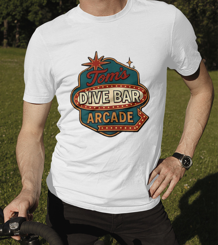 Tom's Dive Bar Arcade Retro Sign Neon T-Shirt