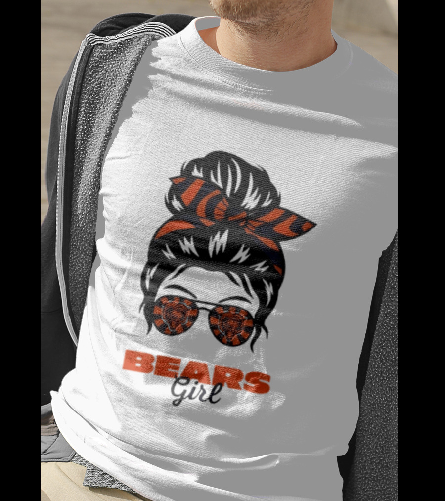 Chicago Bears Girl Messy Bun Glasses Football Fan T-Shirt