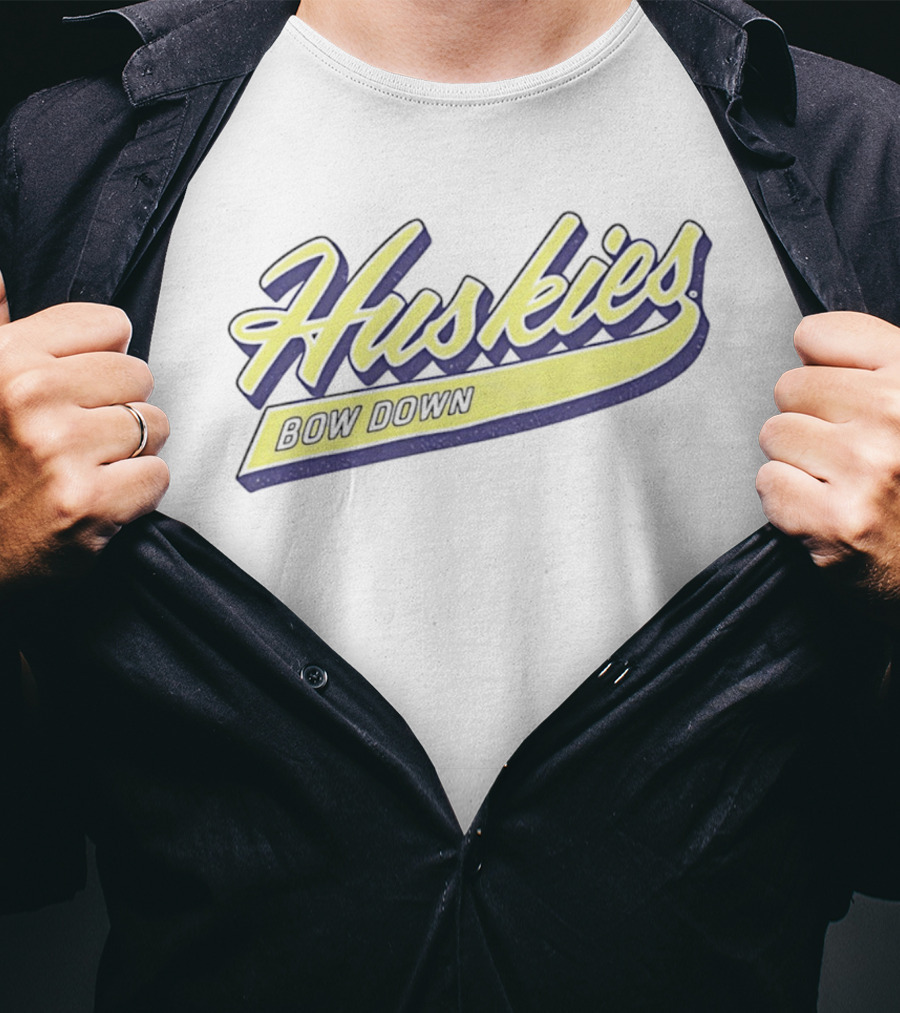 Charlie Weis Jr Huskies Bow Down T-Shirt